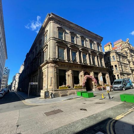 Heritage Bank Liverpool Exterior foto
